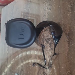 Christian dior black wrap w/ neckband comes with wrap zip case